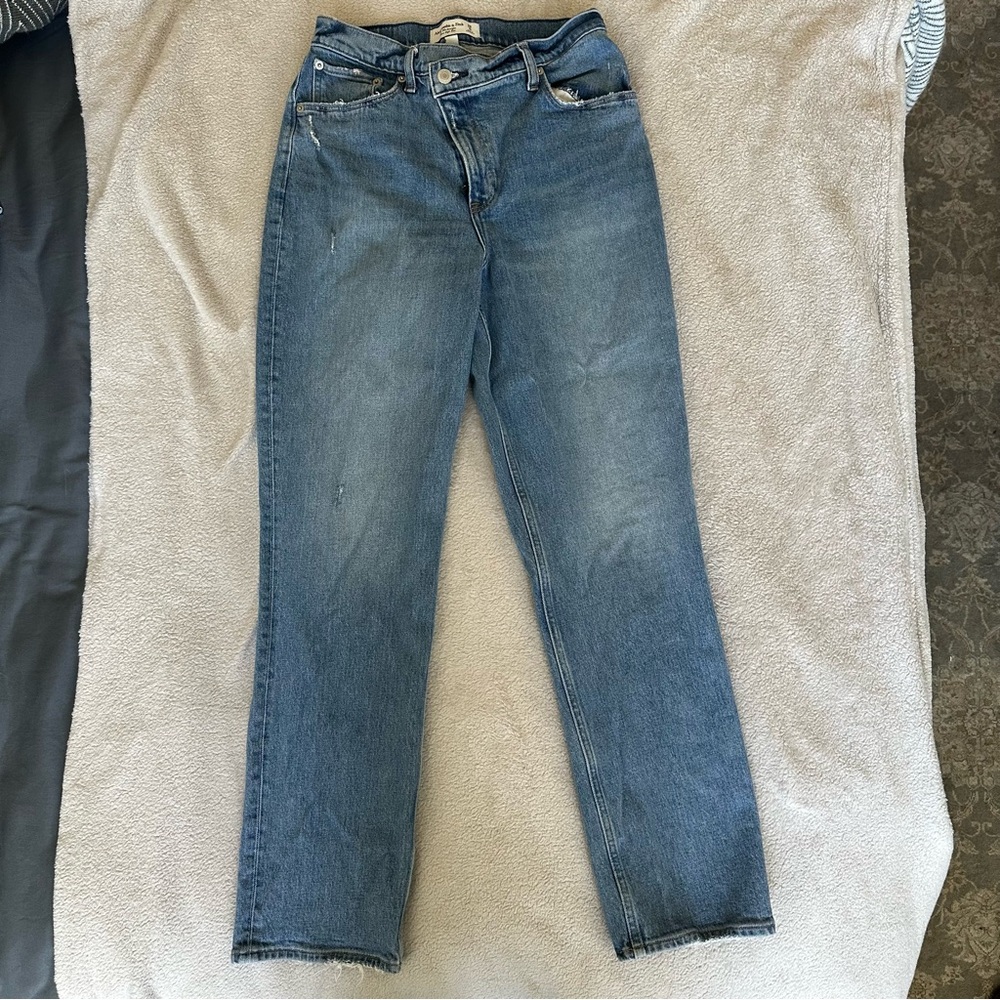 Abercrombie & Fitch 90’s straight ultra high rise jeans
